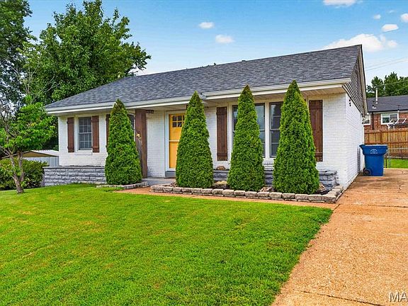 2nd image of 3853 Rainor Ct
