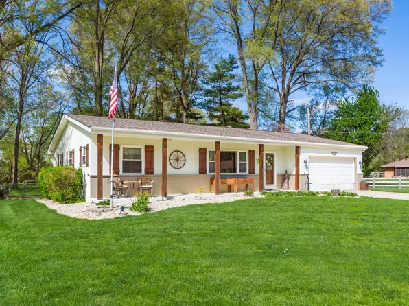 4892 Fairway Oaks Dr, Columbus, OH 43213