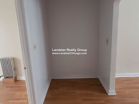 4th image of 6906 N Ravenswood Ave #G