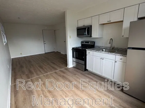 117 W Walnut St APT 2A, Lancaster, OH 43130