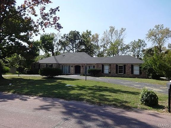 2nd image of 11572 New London Dr