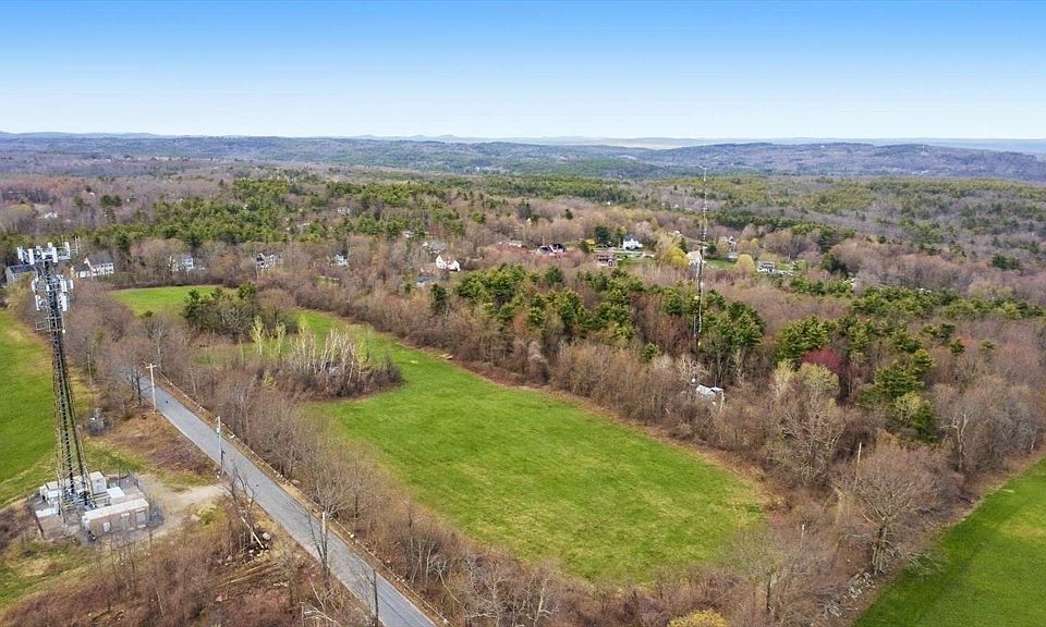 1st image of 465 Alpine Rd