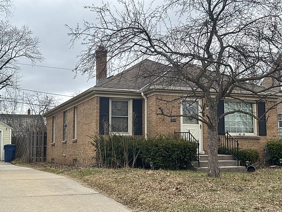 3rd image of 150 S 80th St