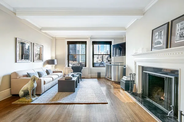 Sold by Compass | media 1