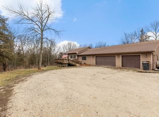 10900 Linden Rd, Linden, IA 50146