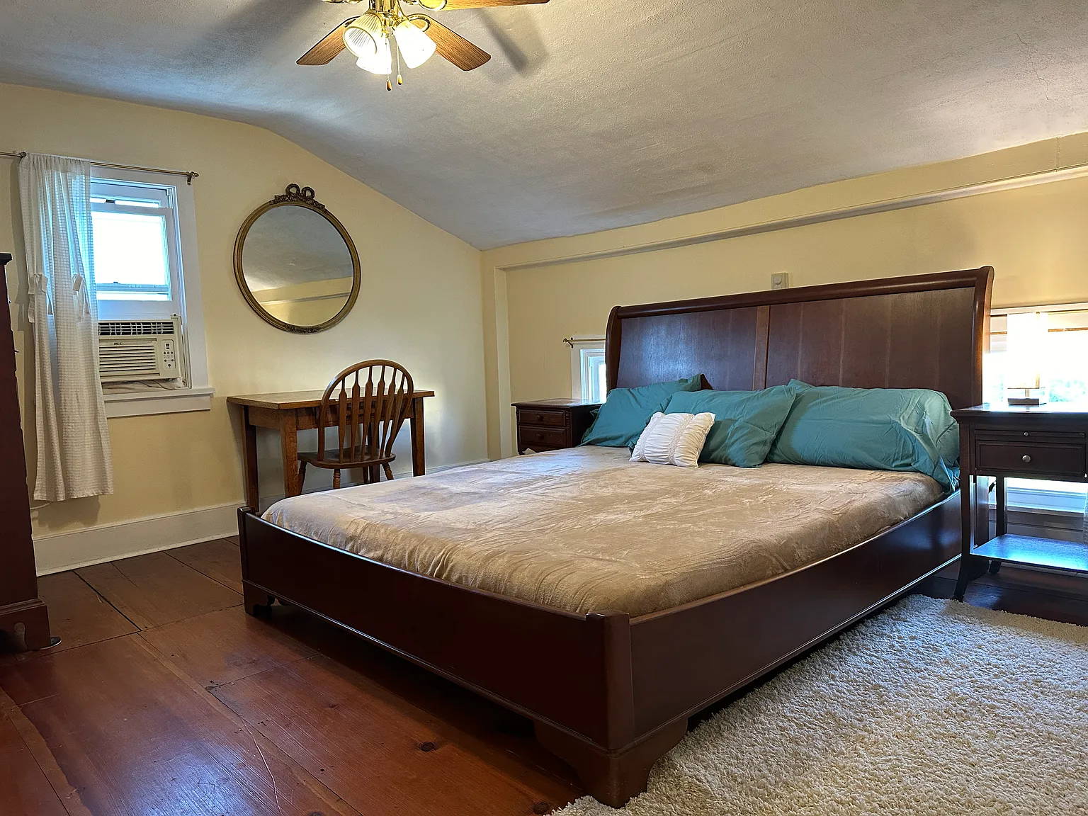 2 bed, 1400 sqft, $3,000 — Photo 4