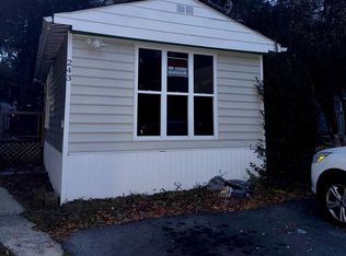 243 Jaguar Dr, Lothian, MD 20711