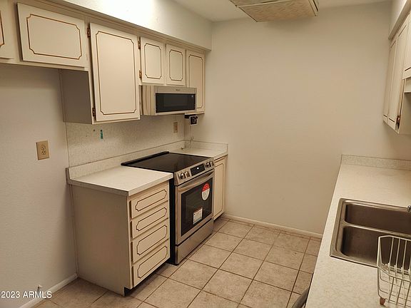 5th image of 13231 N 100TH Avenue