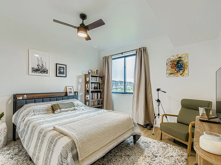 91 Mount Hope Cir #B303 — Photo 15