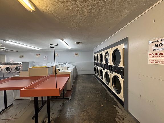 5th image of 95 W Main St