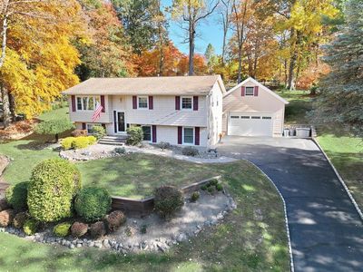 18 Thomsen Drive, Airmont, NY, 10952