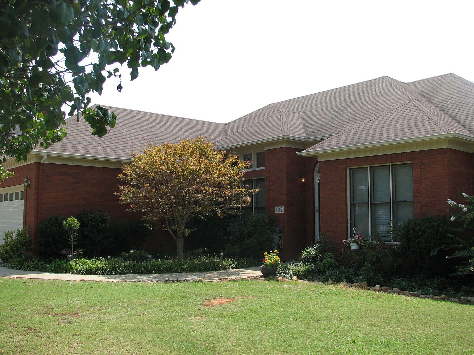 102 Kingswood Dr, Huntsville, AL 35806 Zillow