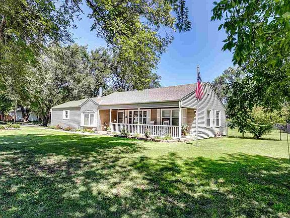 Court house says .47 acres..... back is fenced.