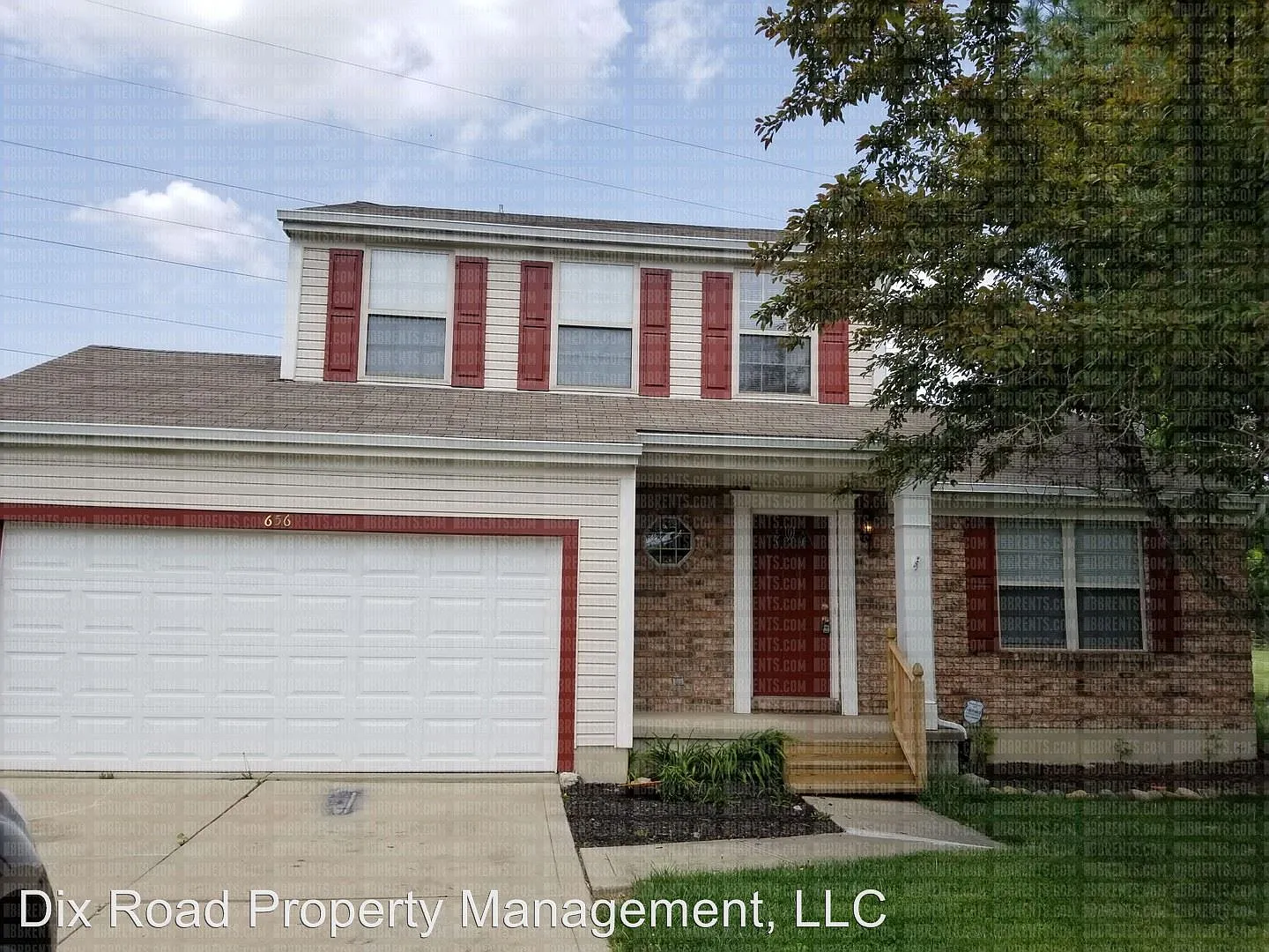 656 Meadow Brook Pl photo 1