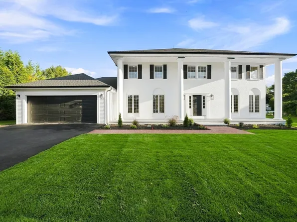 7 Viking Rd, Winchester, MA 01890