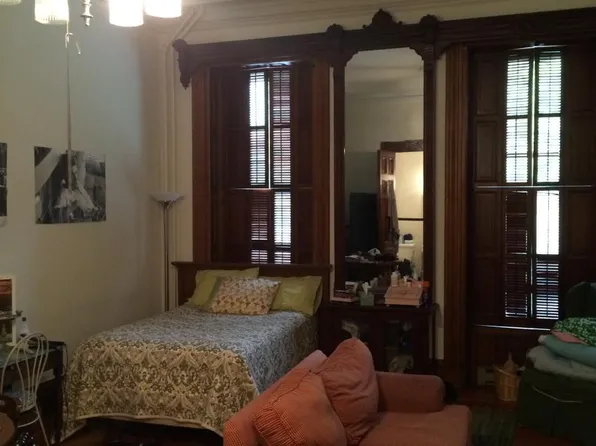 126 2nd St APT 1, Troy, NY 12180