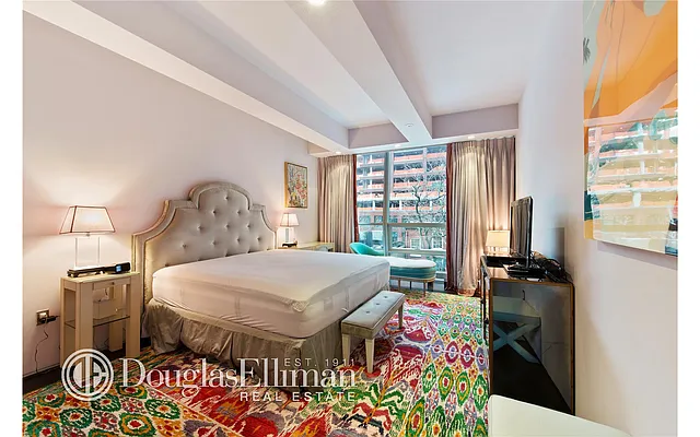Rented by Douglas Elliman | media 37