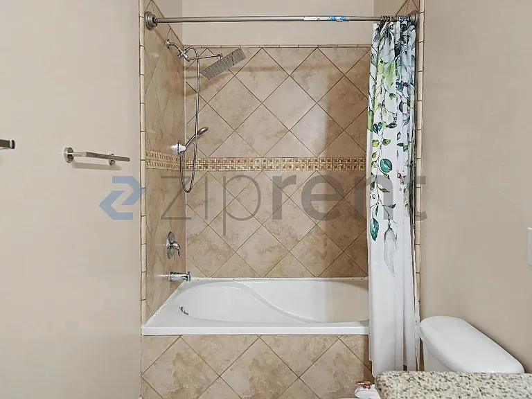 12042 Hart St #5 — Photo 17