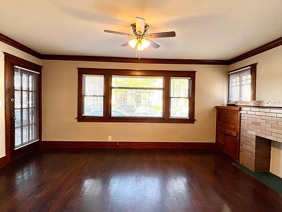 3rd image of 289 Cerritos Ave