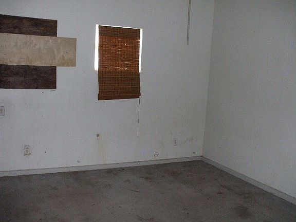 4th image of 817 Dallas St