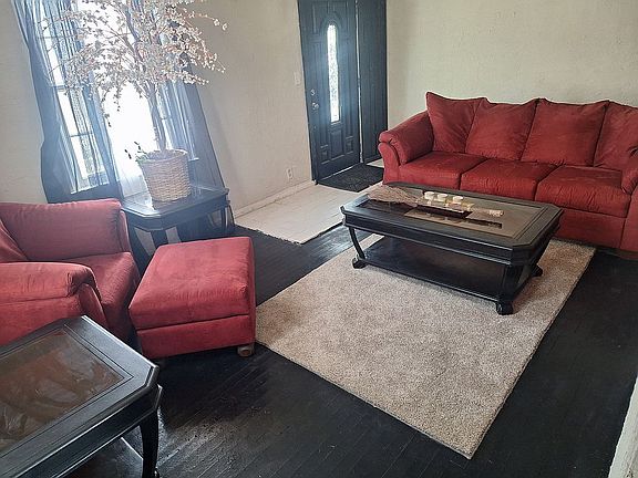 2nd image of 2725 Brownell Blvd