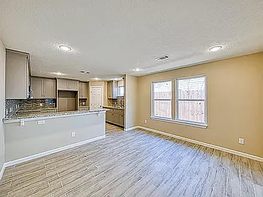 3526 Brook Shadow Dr — Photo 3