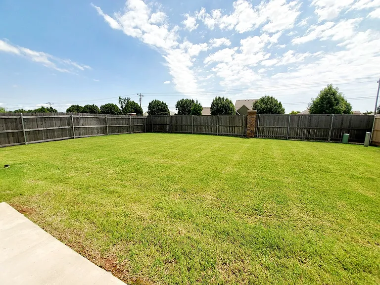 10608 Glover River Dr — Photo 30