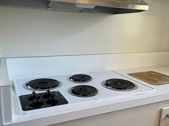 4th image of 370 W Olive Ave APT 3