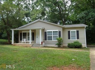 8 Westgate Park Ct, Newnan, GA 30263