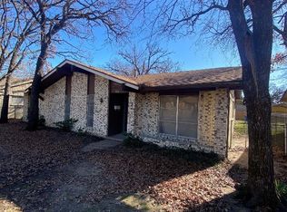 10516 Castlerock Dr, Dallas, TX 75217