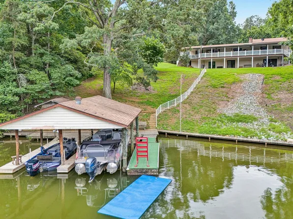 154 Brooks Point Ln, Union Hall, VA 24176