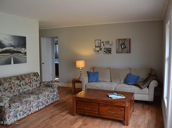 5th image of 1245 E 16th St