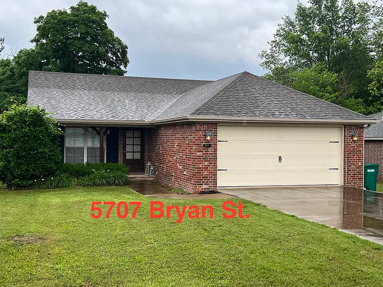 5707 Bryan St — Photo 1