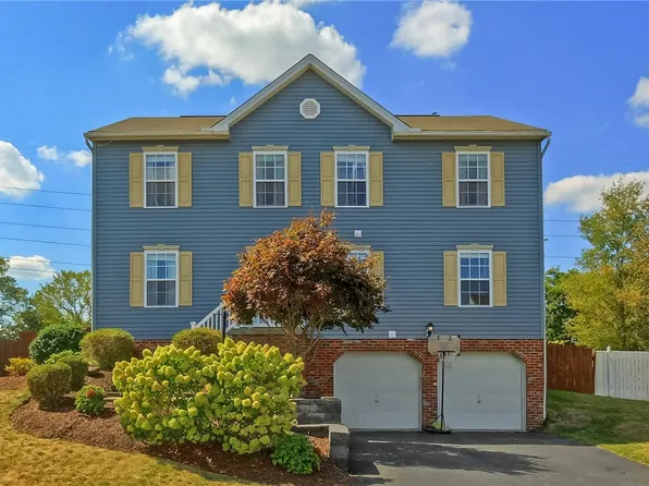 1006 Sweet Brier Dr, Aliquippa, PA 15001