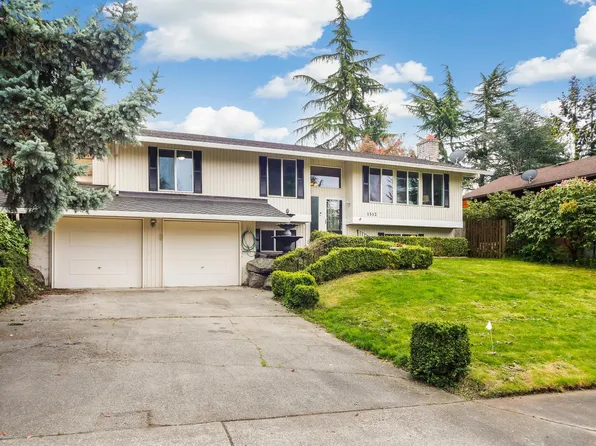 1512 Dayton Ct NE, Renton, WA 98056