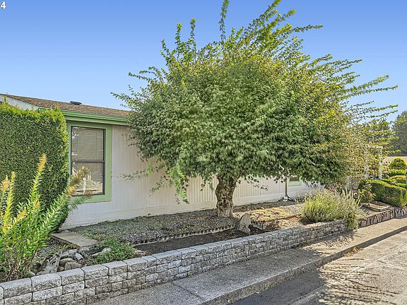 5th image of 17401 SE 39th St Unit 127