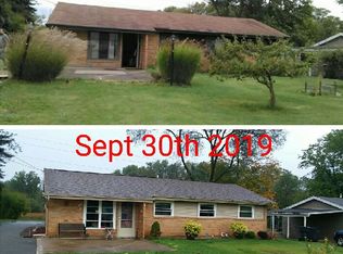 120 Robinhood Dr, Cranberry Township, PA 16066