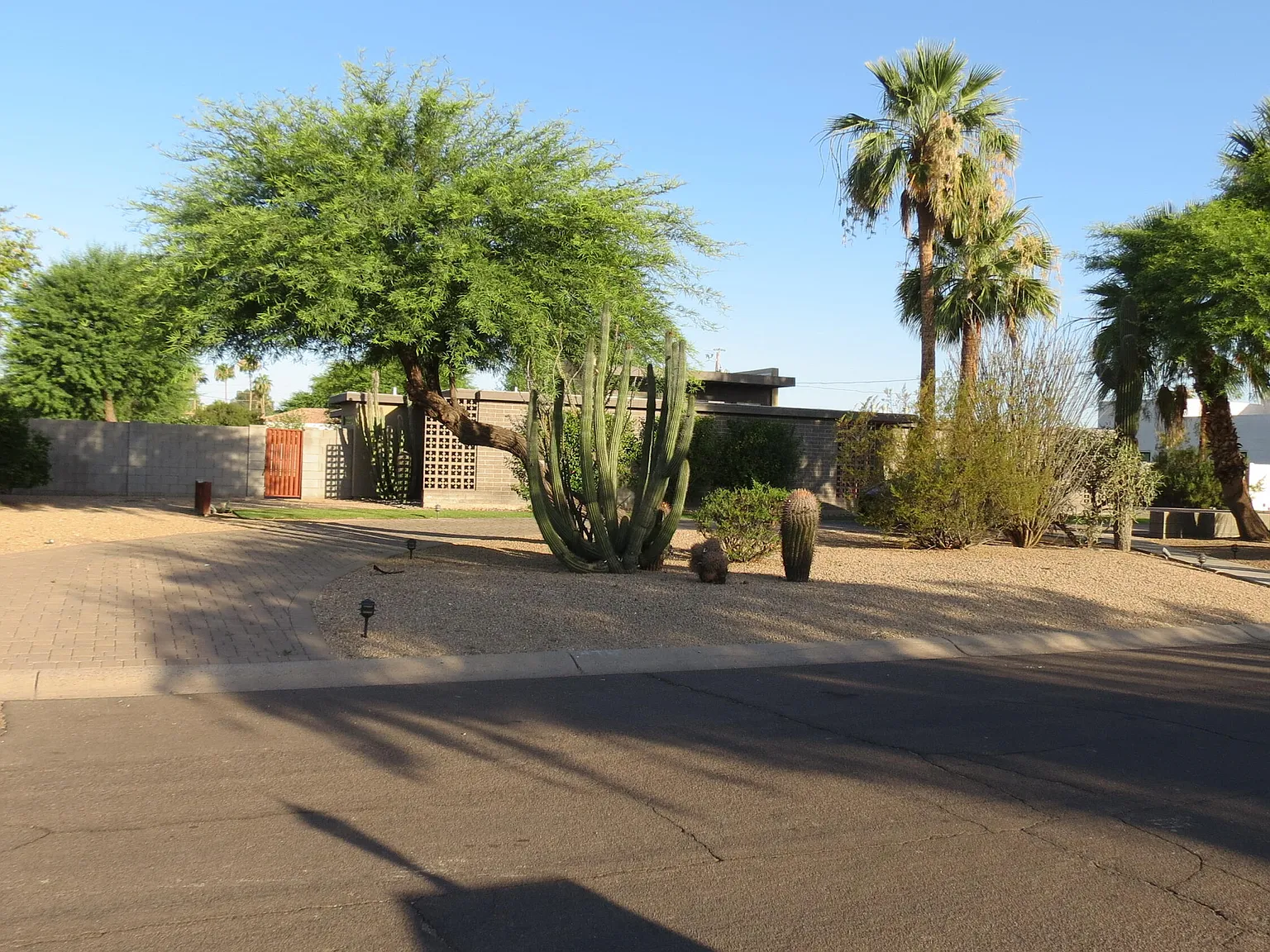 4 bed, 3.0 bath, 2655 sqft, $5,150 — Photo 4