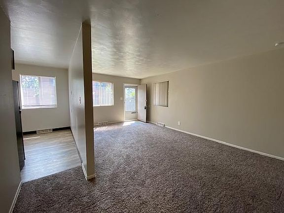 3rd image of 700 Miller Ct