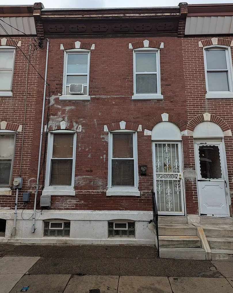 Lovely Home - Hunting Park — Photo 1