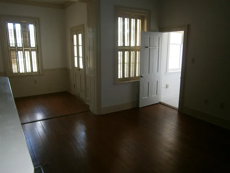 107 W Taylor St — Photo 19