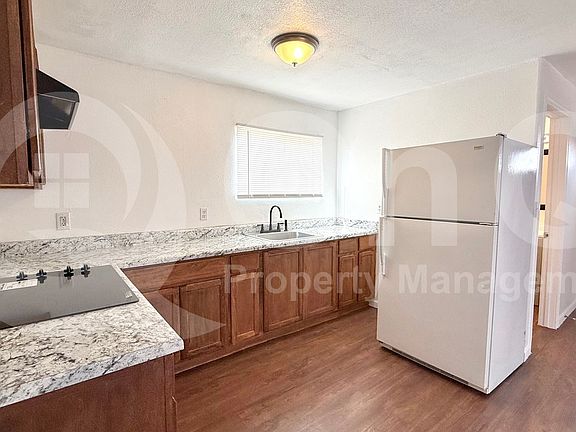 4th image of 1209 W Indianola Ave #B
