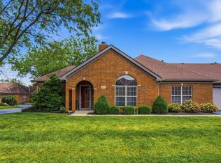 5831 Locbury Ln #R, Dublin, OH 43016