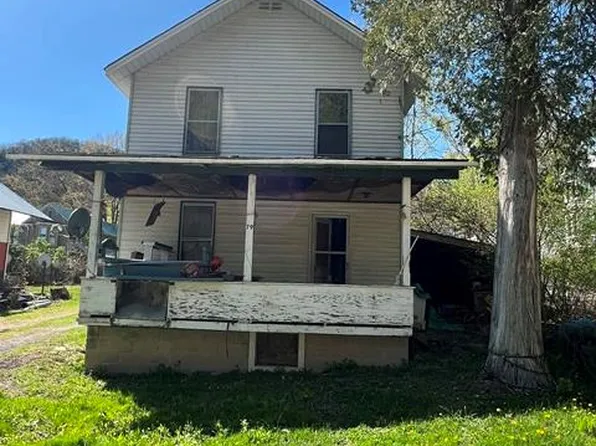 79 Chestnut St, Driftwood, PA 15832