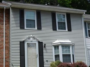 10257 Quiet Pond Ter, Burke, VA 22015