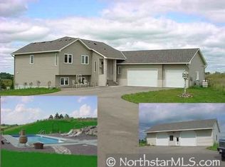 9530 E 280th St, Webster, MN 55088