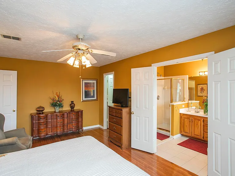 1508 Clover Ct — Photo 6