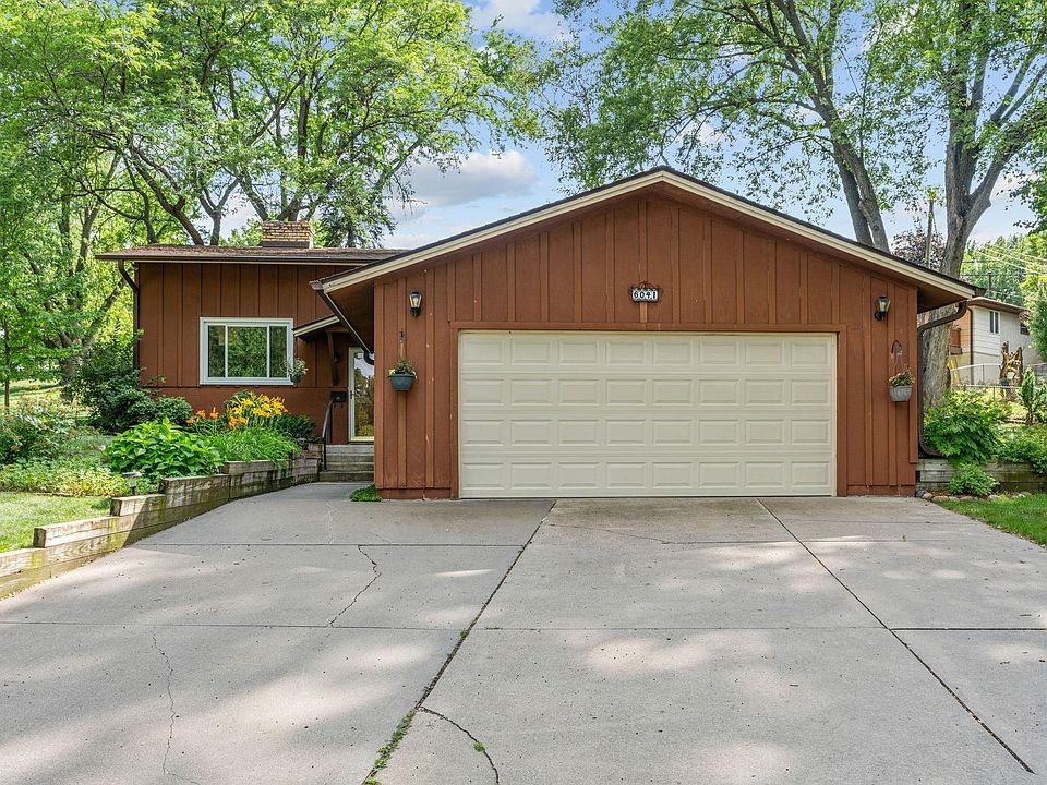 1st image of 6041 Sumter Pl