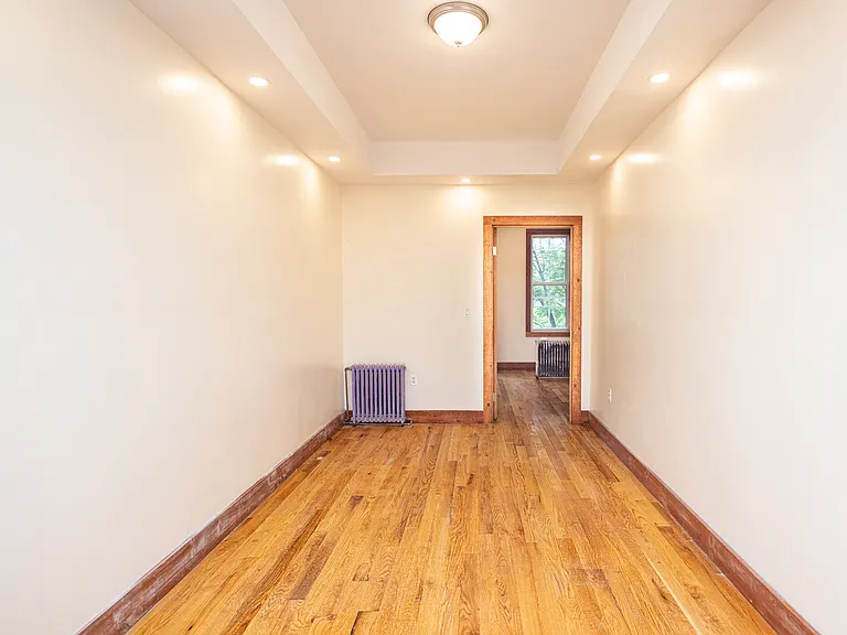 1412 De Kalb Ave #3R — Photo 8