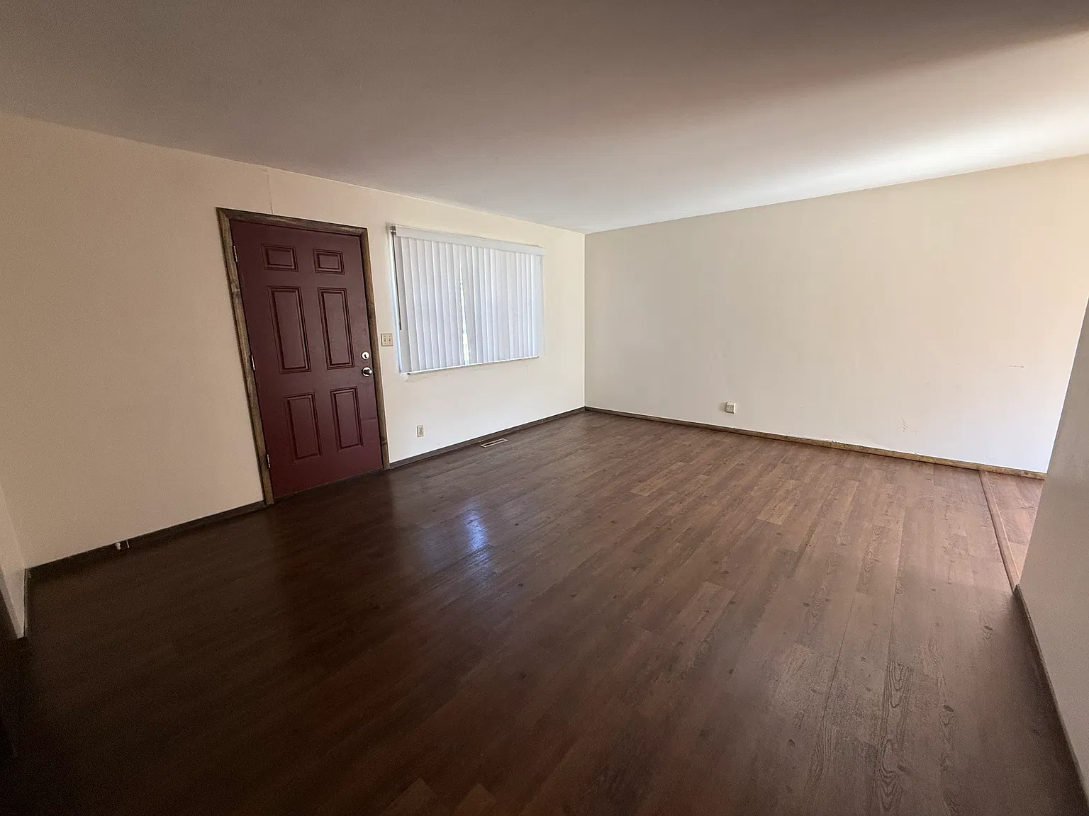 2 bed, 900 sqft, $995 — Photo 3